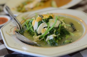 Poached Chinese Spinach with Assorted Eggs