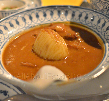 Mussamun nuea - $16.00 – Mussamun curry of slowly braised beef shin and potato