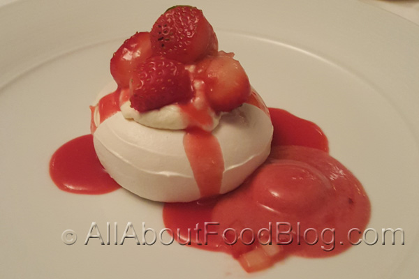 Strawberry pavlova with lime curd & strawberry coulis