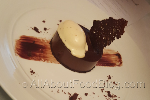 Dark chocolate mousse with wattleseed ice cream & cocoa tuile